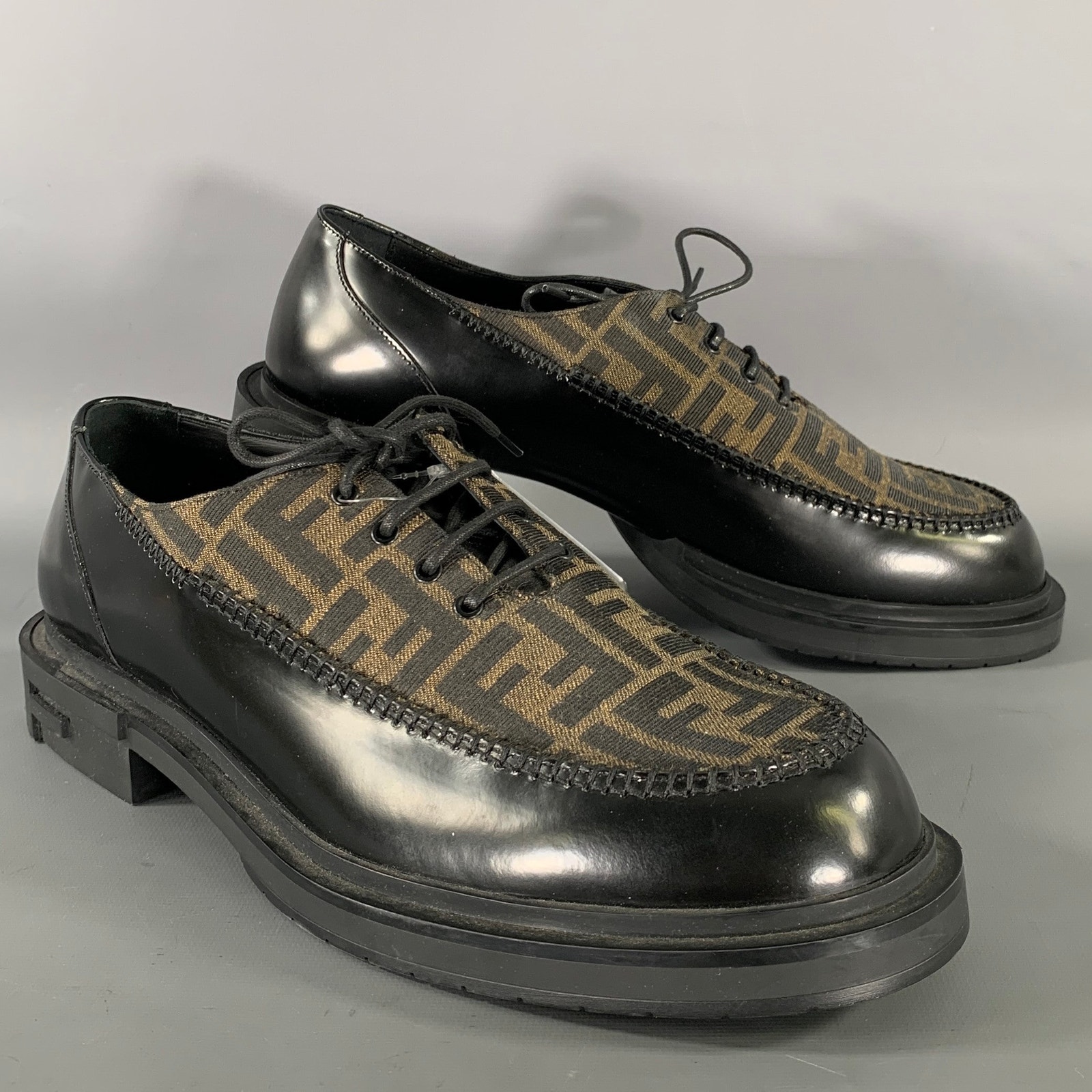 Fendi Size 10 Black Brown Monogram Leather Lace Up Shoes